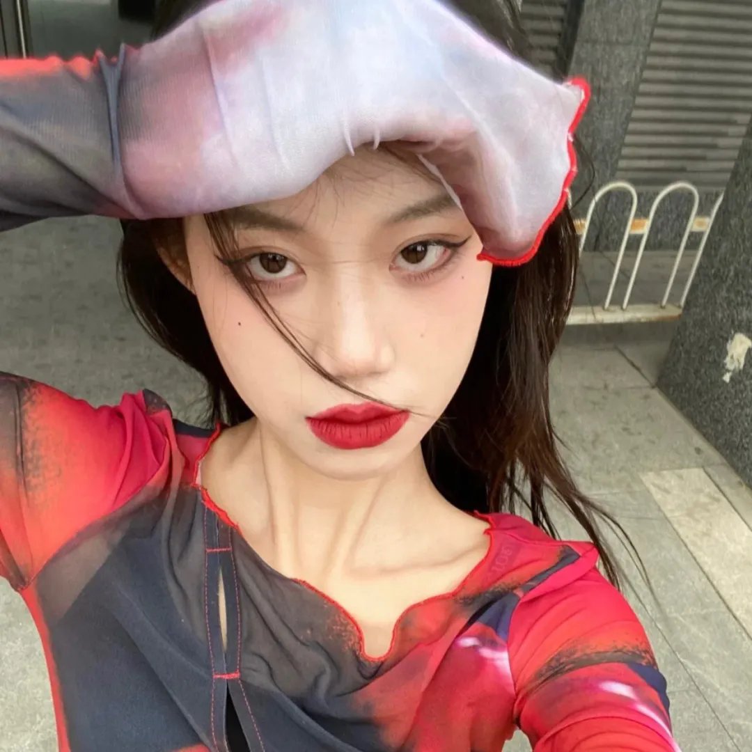 致敬白衣天使公益云演唱会